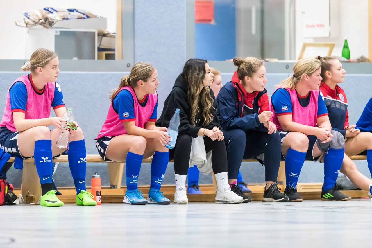 Bild 78 - F Loewinnen Hallen Cup